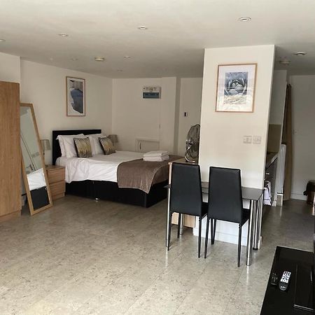 Koala & Tree - Big Studio At The Heart Of Cambridge - Short Lets & Serviced Accommodation Экстерьер фото